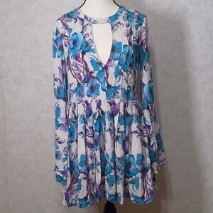 NWOT Free People Floral Bohemian Bell Sleeve Pleated Top Blue White Size 6
